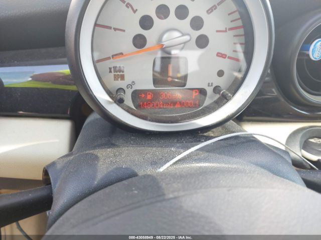 2009 MINI COOPER S CLUBMAN WMWMM33519TP92697 Photo 6