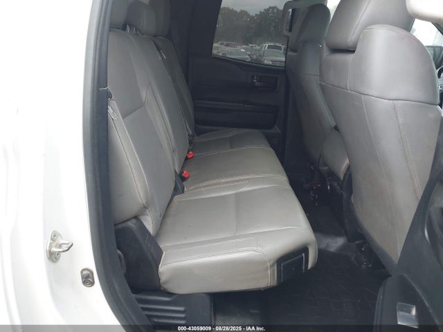Aukcja sprzedaży 2017 Toyota Tundra Sr 5.7l V8, vin: 5TFUW5F13HX625184, numer aukcji: 43059009