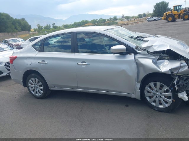 3N1AB7AP7GY269859 Nissan 2016