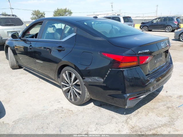 Nissan 2020 2020 1N4BL4CV4LC201472 Image 3