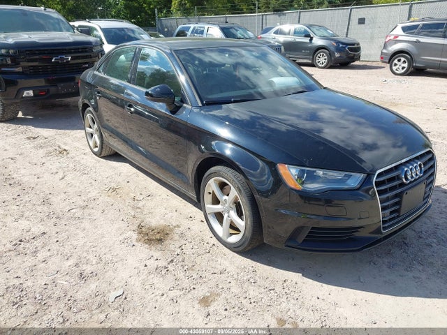 2015 AUDI A3 WAUACGFF9F1092466 Photo 0