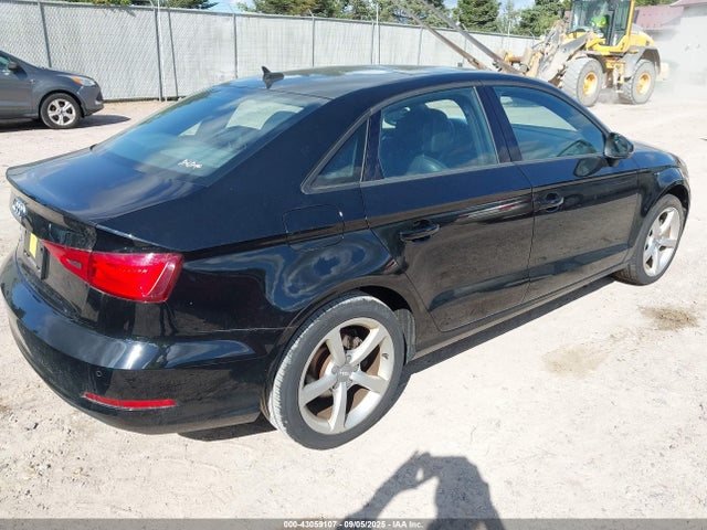 2015 AUDI A3 WAUACGFF9F1092466 Photo 3