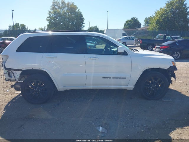 1C4RJFAG0JC120139 Jeep 2018