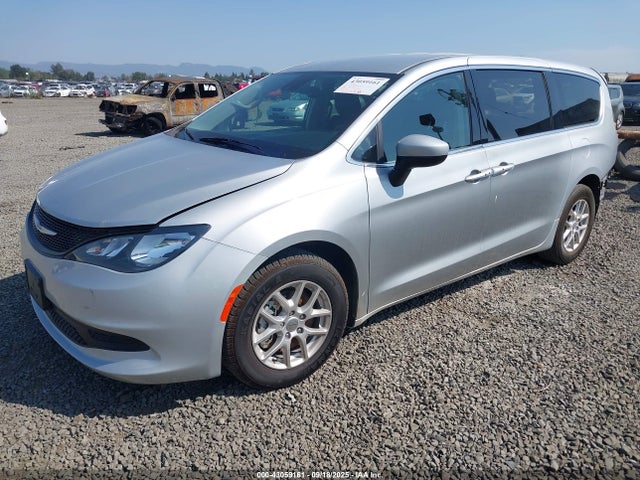 Chrysler Voyager Lx 2023 2C4RC1CG2PR530029 Image 2