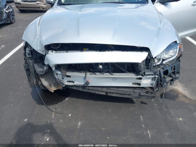 2019 JAGUAR XJ SAJWA1CEXKMW21358 Photo 5