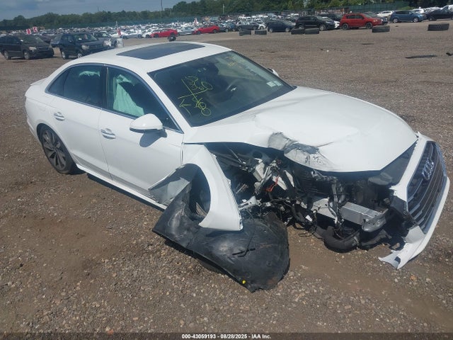 2022 AUDI A4 WAUABAF40NA016020 Photo 0