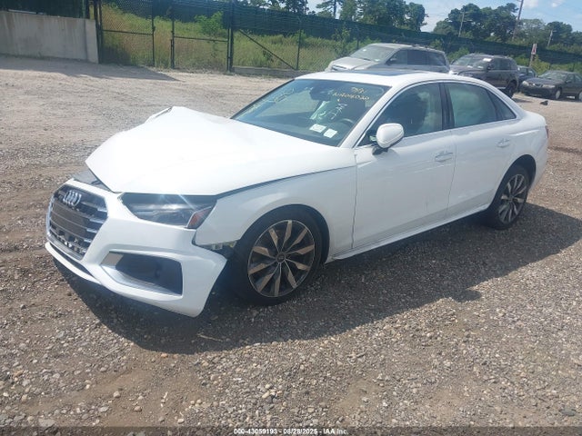 2022 AUDI A4 WAUABAF40NA016020 Photo 1