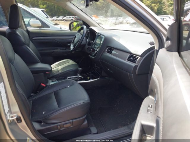 2019 MITSUBISHI OUTLANDER JA4AD3A33KZ022344 Photo 4