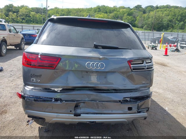 WA1VAAF7XHD041229 Audi 2017