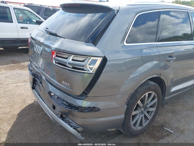 WA1VAAF7XHD041229 Audi 2017