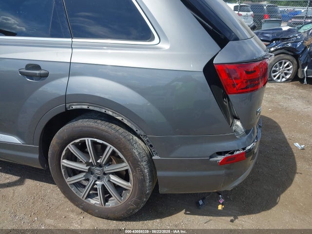 WA1VAAF7XHD041229 Audi 2017