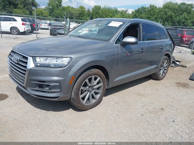 2017 AUDI Q7 WA1VAAF7XHD041229 Photo 1