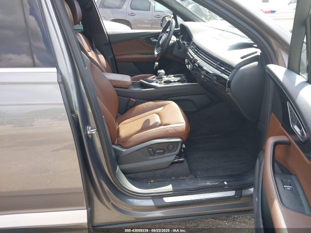 2017 AUDI Q7 WA1VAAF7XHD041229 Photo 4