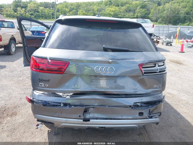 2017 AUDI Q7 WA1VAAF7XHD041229 Photo 5