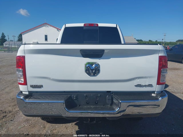 RAM 2500 2023 3C6UR5CL2PG502757 Image 16