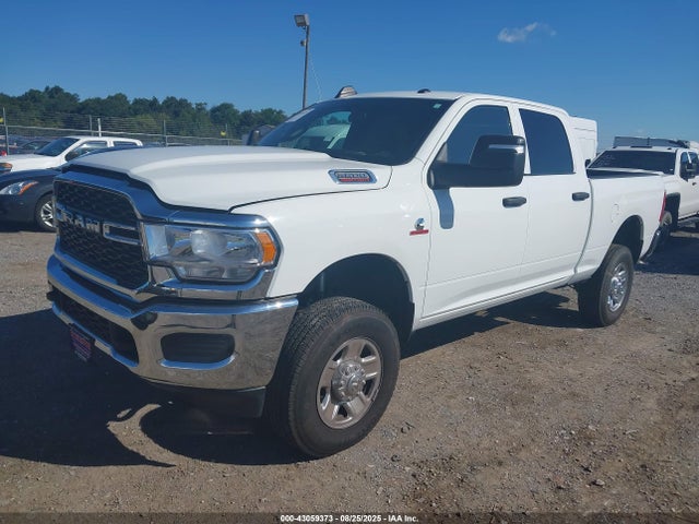 RAM 2500 2023 3C6UR5CL2PG502757 Image 2