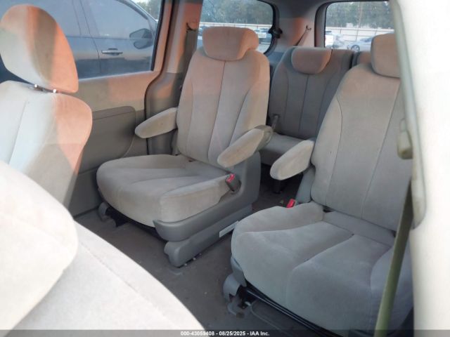 2006 KIA SEDONA KNDMB233866082210 Photo 7