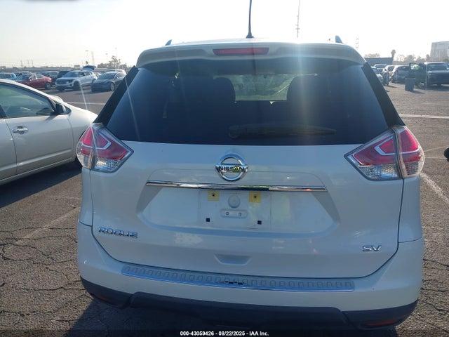 Nissan 2016 2016 KNMAT2MT4GP715909 Image 16