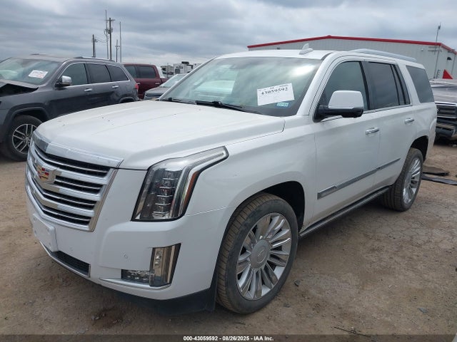 2016 CADILLAC ESCALADE 1GYS4DKJ3GR139405 Photo 1