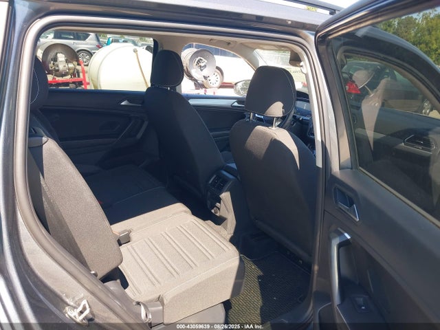 Volkswagen tsi 2023 3VVRB7AX6PM135255 Image 8