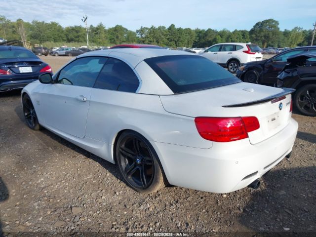 2011 BMW 335IS WBADX1C53BE569907 Photo 2