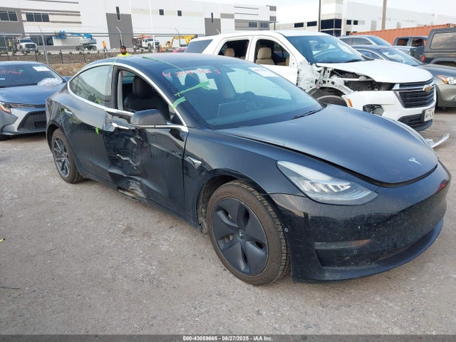 2018 TESLA MODEL 3 5YJ3E1EA7JF156948 Photo 0