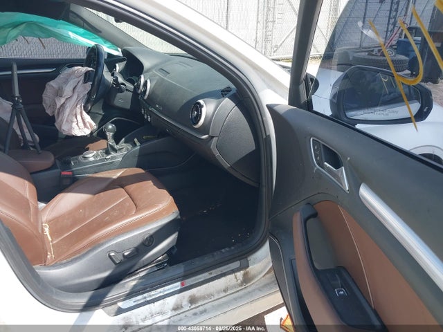 2017 AUDI A3 WAUHUHFF4H1077703 Photo 4