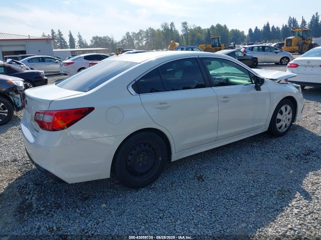 Subaru u5 2018 4S3BNAA69J3023084 Image 4