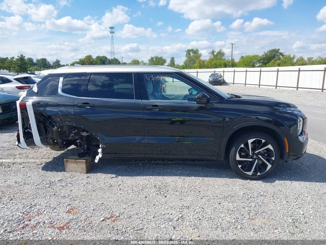 JA4J4WA8XRZ029444 Mitsubishi Outlander