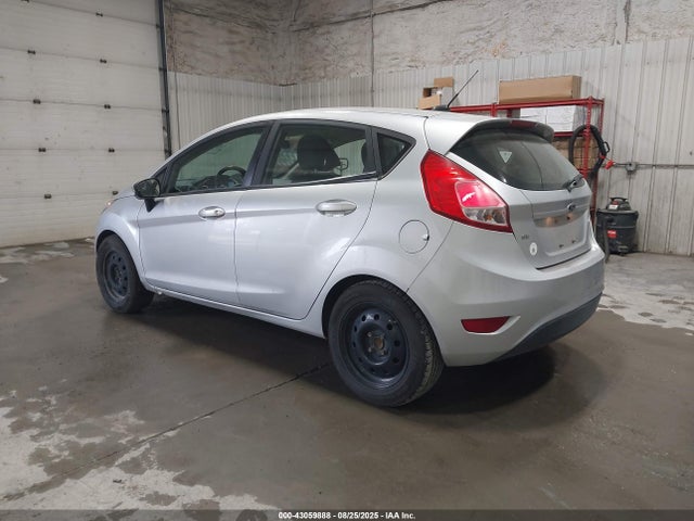 Ford Fiesta 2015 3FADP4EJ8FM211996 Image 3