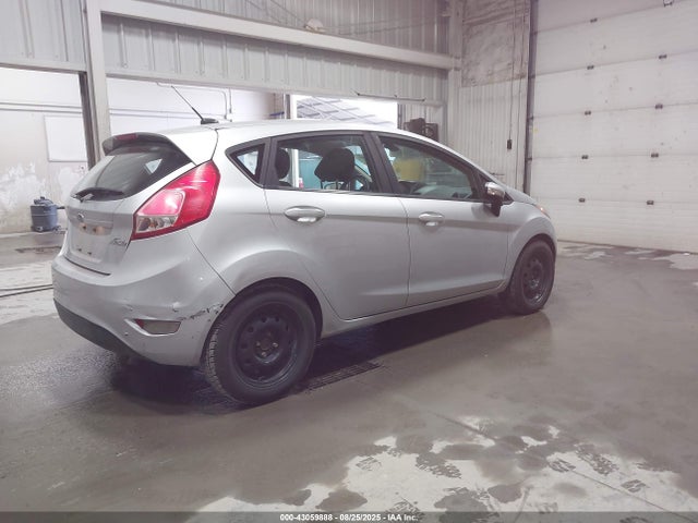 Ford Fiesta 2015 3FADP4EJ8FM211996 Image 4