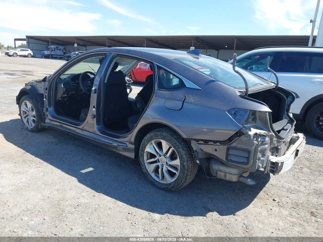 Honda l15be 2019 1HGCV1F19KA030004 Image 3