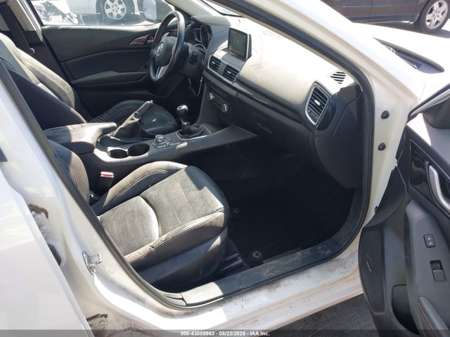 3MZBM1X73GM270382 Mazda pe