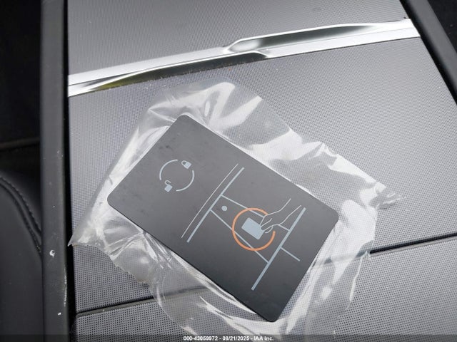 2025 TESLA MODEL 3 5YJ3E1EB5SF989304 Photo 10