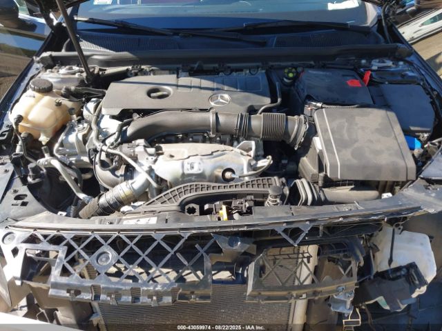 2022 MERCEDES-BENZ A 220 W1K3G4EB2NJ351901 Photo 9