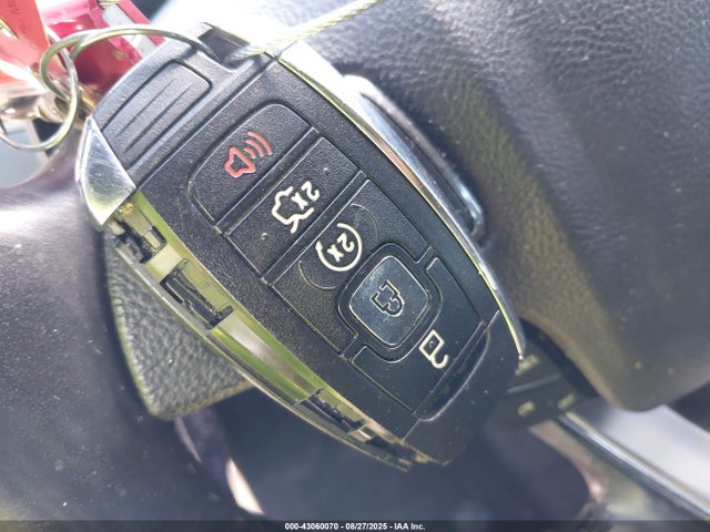 Lincoln 2.0l ecoboost 2018 5LMCJ2D93JUL03758 Image 11