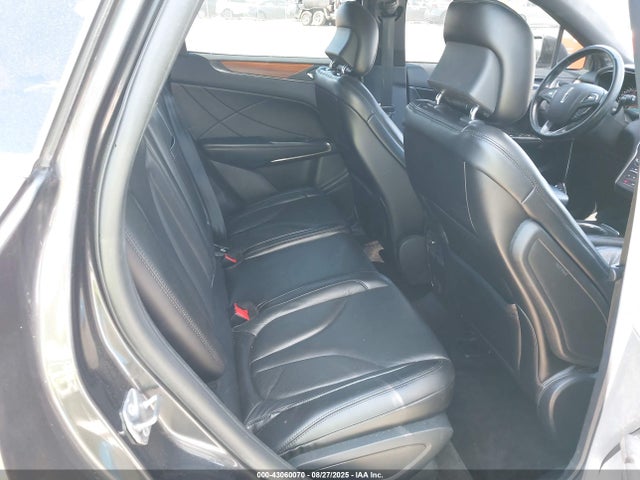 Lincoln 2.0l ecoboost 2018 5LMCJ2D93JUL03758 Image 8