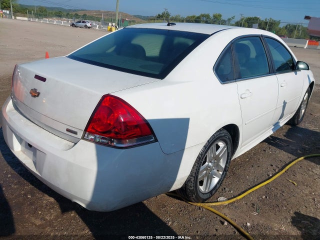 2G1WB5E35F1112660 Chevrolet lfx