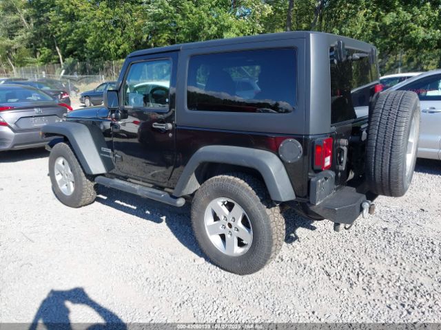 2017 JEEP WRANGLER 1C4AJWAG1HL617806 Photo 2