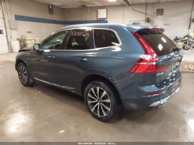 2023 VOLVO XC60 YV4L12RN0P1378969 Photo 2