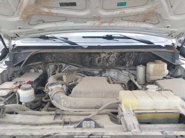 1N6BF0KY6JN814827 Nissan NV