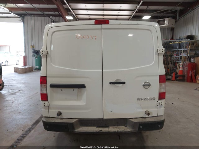 1N6BF0KY6JN814827 Nissan NV