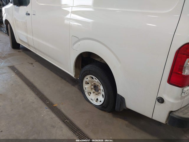 1N6BF0KY6JN814827 Nissan NV