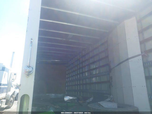International B 6.7 2020 3HAEUMML7LL808449 Image 7