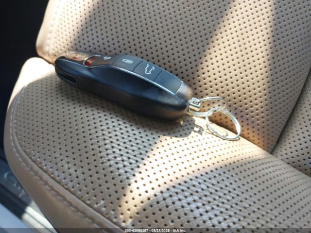 2018 PORSCHE CAYENNE WP1AA2A21JKA03684 Photo 10