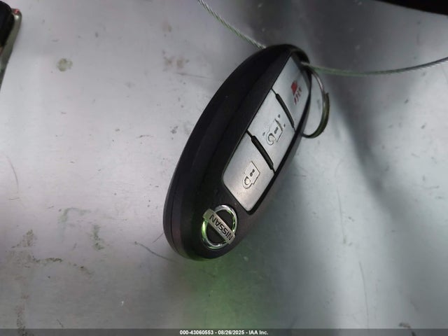 1N6ED0CE5MN716996 Nissan 2021