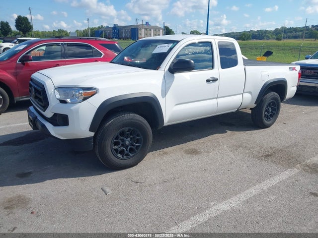 Toyota Tacoma Sr 2022 3TYRX5GN8NT066712 Image 2