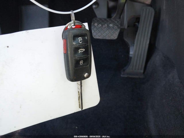 Volkswagen Passat 2015 1VWAT7A33FC103642 Image 11