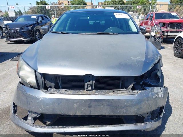 Volkswagen Passat 2015 1VWAT7A33FC103642 Image 6