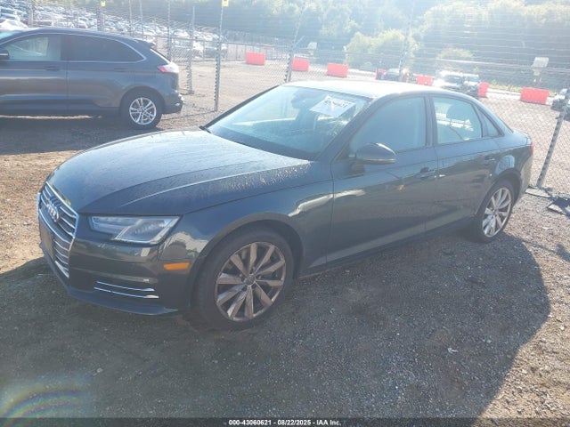 2017 AUDI A4 WAUANAF41HN001384 Photo 1